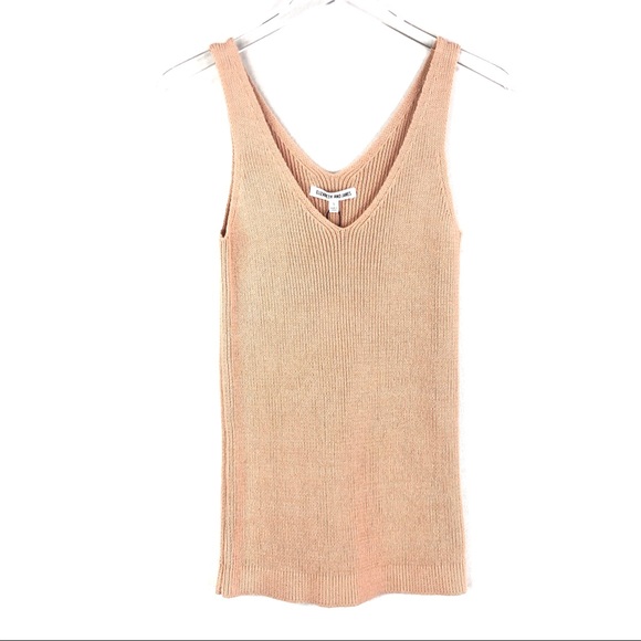 Elizabeth and James Tops - Elizabeth and James Pink Ribbed Knit Tank V-Neck